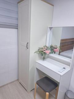City House, a 10-minute walk from Sangil Station - 6