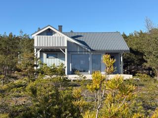 Romantic beach cottage - 8