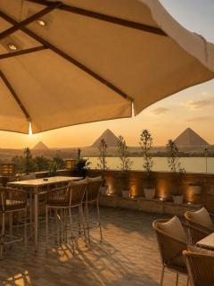 Ivory Pyramids View inn - 0