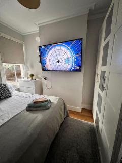 2-bed 2 mins from Clapam Junction Station - 0