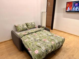 Bucharest - Calea Victoriei - City Centre - 7