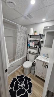 E & T 2 Bedroom Executive Suite - 1