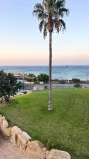 Prime location - Fig Tree Bay, Protaras - 2
