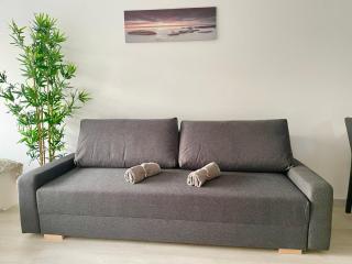 Modern Premium Apartment with Garden & Free Parking - 7