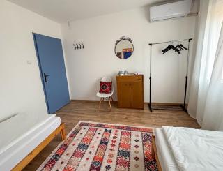 Dabfly Guesthouse & Outdoor Adventures - 1