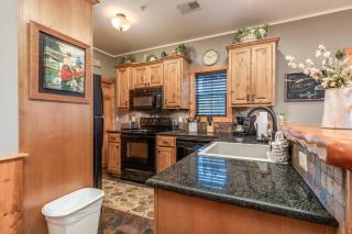1BR Village At Indian Point 501 near SDC-Free Tickets Daily up to $500 - 8