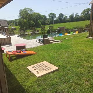 Maison 12 couchages, roulottes et piscine naturelle - 9