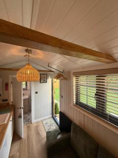 Cotswold Country Retreats - 5