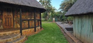 LavishTholo Game reserve and Spa - 3
