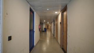 Arista Stays I Large Private Studio in Gaur City Center I Self Check-In I Near Noida Sector 62 & Delhi NCR - 4