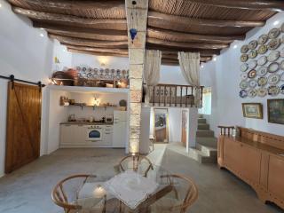 Floura's Kamariko - Authentic Rhodian Village House - 7