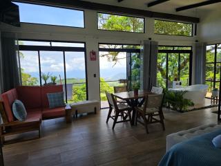 Villa acogedora en la montaña con vistas y naturaleza - 3