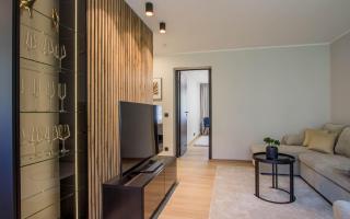 Uus Street Apartment, Modern Stay near City Centre with Free Parking - 1