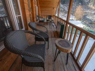 DanCenter Riverside Lexus Regency Pahalgam - 6