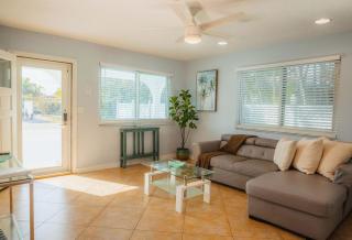 Luxury Pool Home, Near the Beach and Cruise Port - 3