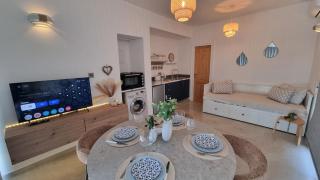 Nerina 3 Luxury Flat - 0