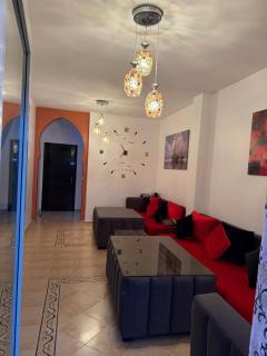 Quiet and chic apartment with a balcony and private terrace - 2