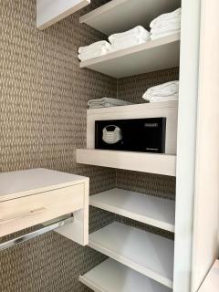 Luxury, Comfort Location Exclusive Apt in El Rosal2 - 4