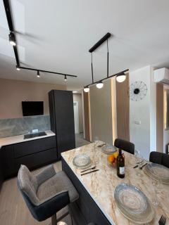 Luxury AP with swimmingpool - 4
