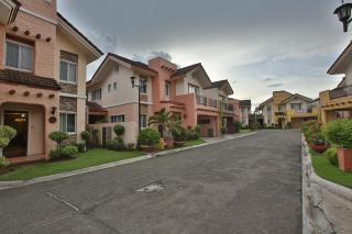 Crown Regency Suites Mactan - Mactan - 2