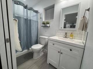New & Modern, Private Fenced & Gated, Pet Friendly - 2