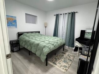 New & Modern, Private Fenced & Gated, Pet Friendly - 4