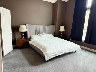 3 bedroom home at the heart of Washington Ave - 7