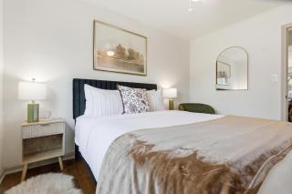 Tulsa Suite Spot-King Bed Near Expo, TU, Dtwn - 5