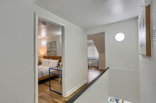 Pittsburgh Troy Hill 2C Modern Private Bedroom with Shared Bathroom - 5
