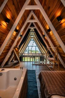 Sapanca Luxury Bungalow with Heated Pool & Jacuzzi - 9