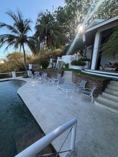 Private Pool Bay Views, Walk to Beach & Town - 2
