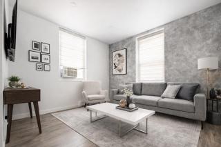 Griffintown Central 2BR Near Old Port & Downtown - 1