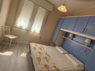 Rosolina Retreat with garden, parking - 2