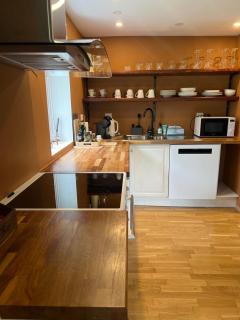 Cozy apartament in Ålesund near the beach - 5