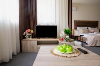 Studio Suite with Balcony - 9