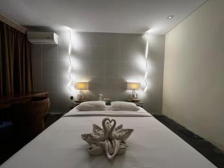 Villa Sham - 2