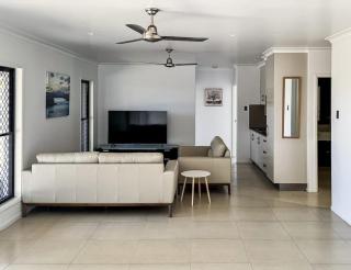 The Ranch 4brm,3bth,AC,Pool - 6