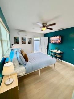 lux Stylish Studio Near Downtown Tampa & Ybor city - 3