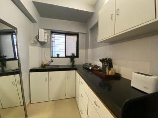 Simon Lydia 3 - A Bliss Nest in Bandra, Pali Village by Connekt Homes - 6
