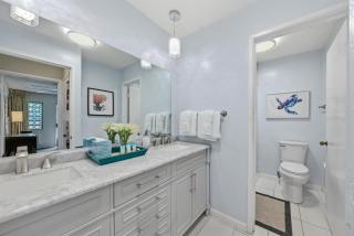 Beachfront 3 min Walk to Beach Garden Corner Unit AC 3 Pools - 6