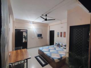 Maddy's Guest House - 2