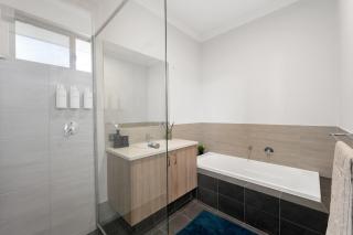 NEW! Modern 4BR Family Stay near Parks & Shops - 9