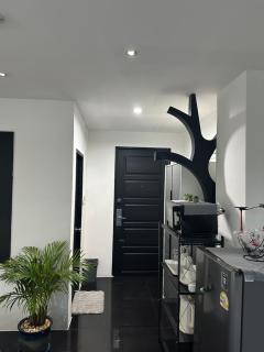 Grand Patong Service Apartment Black Coral - 6