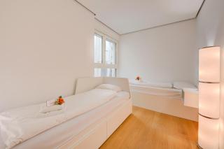 Honeymoon with Stunning View - Happy Rentals - Castagnola - 3