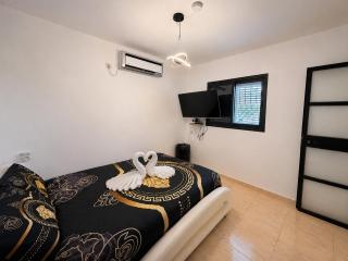 Olympus B&B - 6
