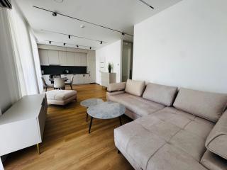 Apartamentai parke, prie upės - 0