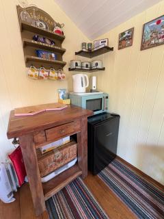 Tyluna Cornish Glamping Cabin - 7