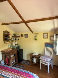 Tyluna Cornish Glamping Cabin - 5