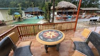 Loop Tribe - Social Hostel - 9