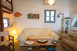 Pool's House - 4